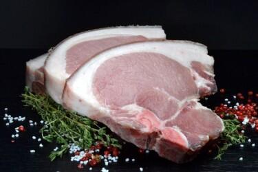 3 Wochen gereiftes Dry Aged Pork aus dem Schweinerücken